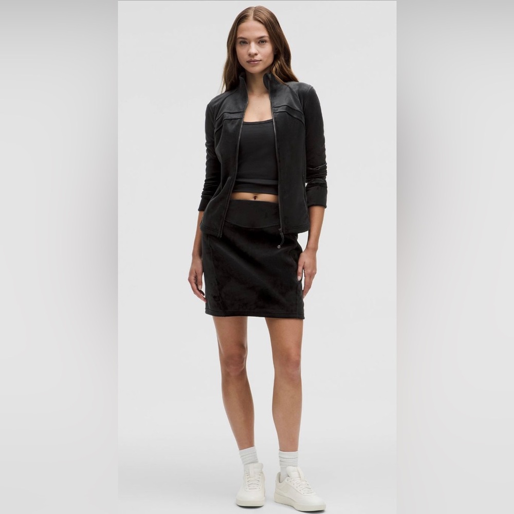 Lululemon Scuba High-Rise Mini Skirt *Velvet - Black